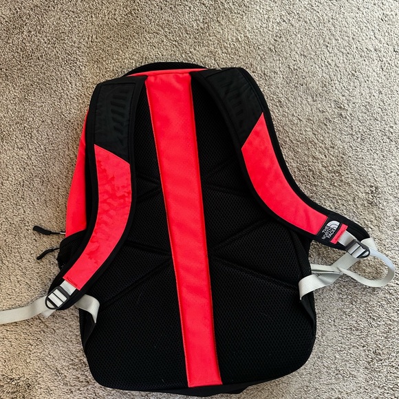 The North Face Backpack black and pink - Picture 3 of 7